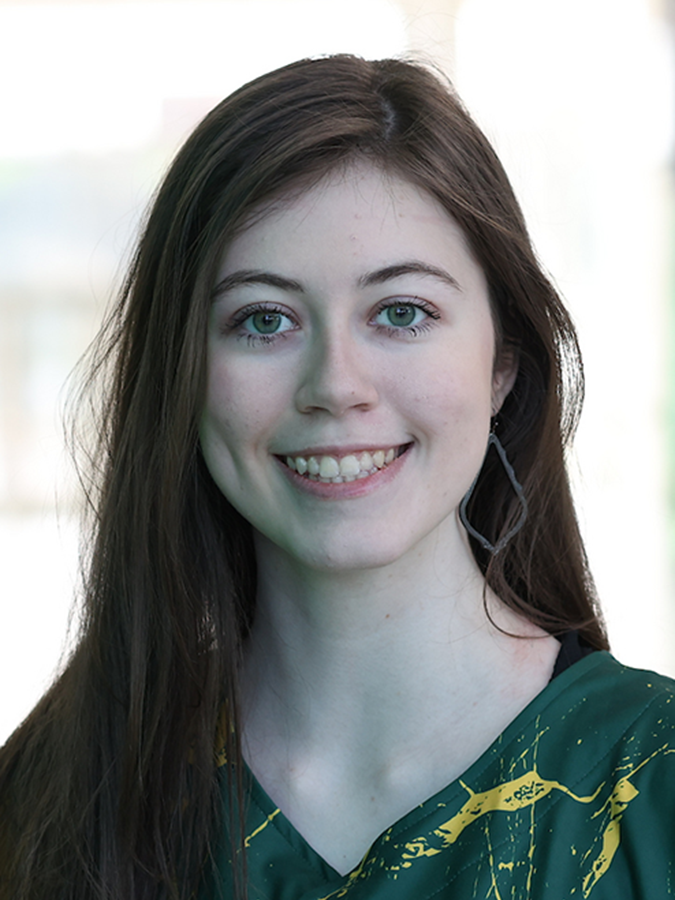 Lyla "Synkris" Holsman headshot